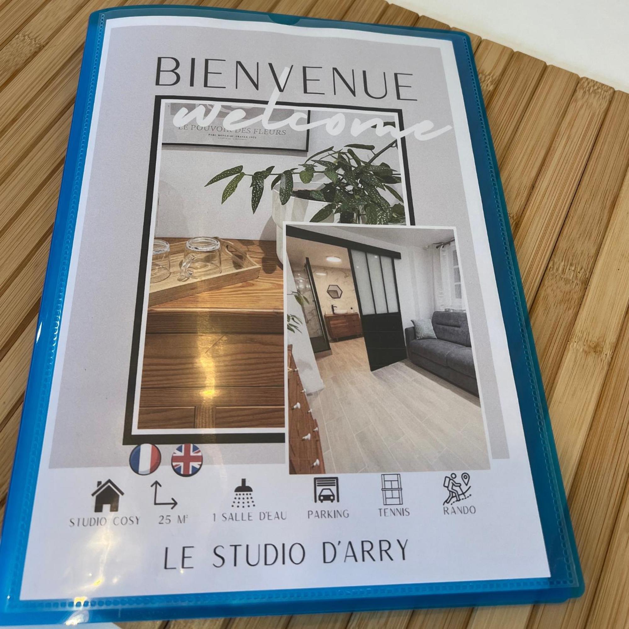 Le Studio D'Arry Le Locheur Exteriér fotografie
